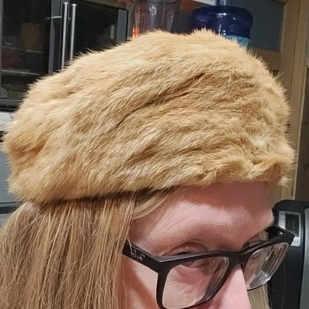 GUC Mink Fur Hat & Collar Vintage Set - Picture 13 of 13